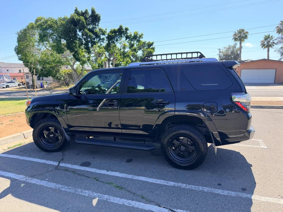 2017 Toyota 4Runner 5th Gen - Image 2 of 17
