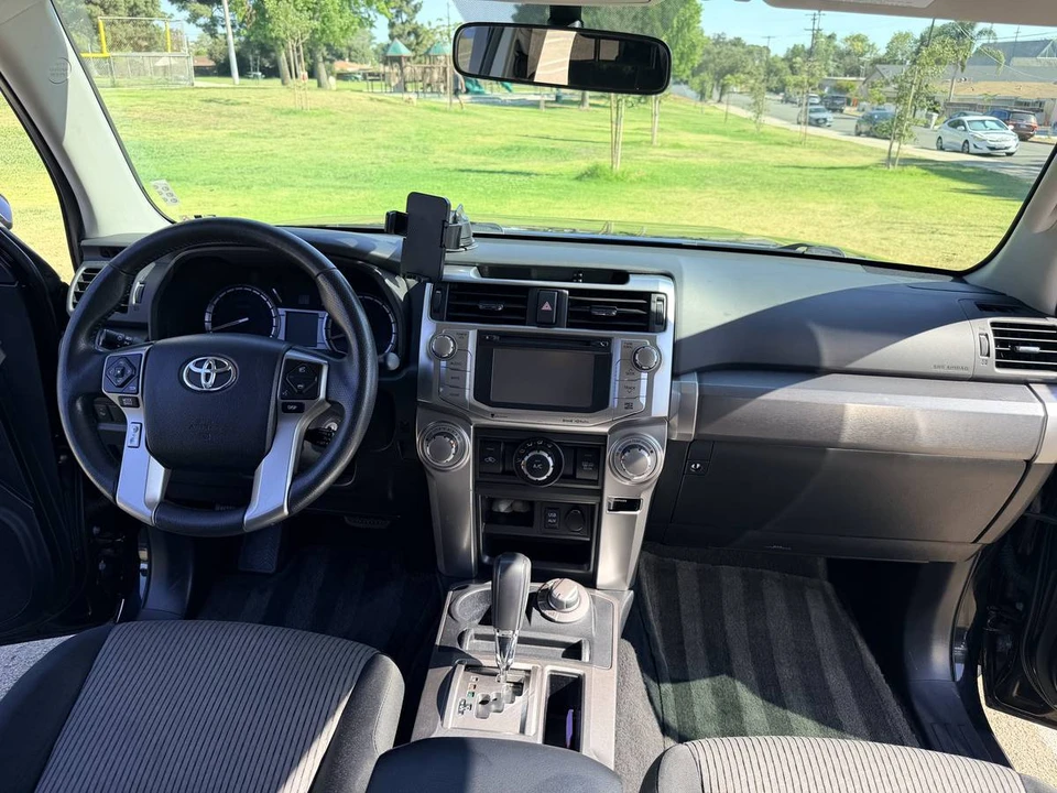2017 Toyota 4Runner 5th Gen - Image 16 of 17