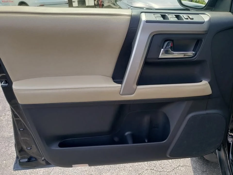 2017 Toyota 4Runner 5th Gen - Image 18 of 20