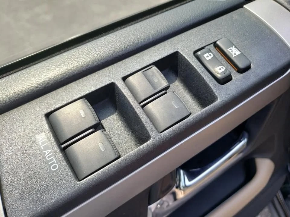 2017 Toyota 4Runner 5th Gen - Image 19 of 20