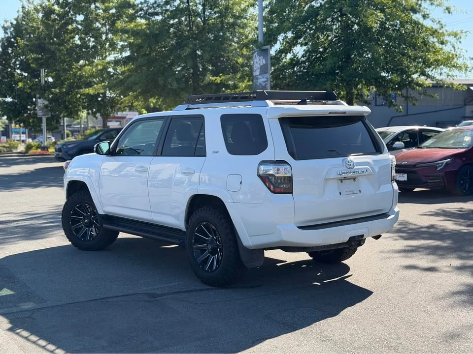 2017 Toyota 4Runner 5th Gen - Image 4 of 12