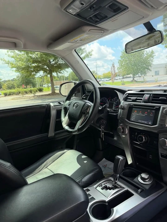 2017 Toyota 4Runner 5th Gen - Image 7 of 20