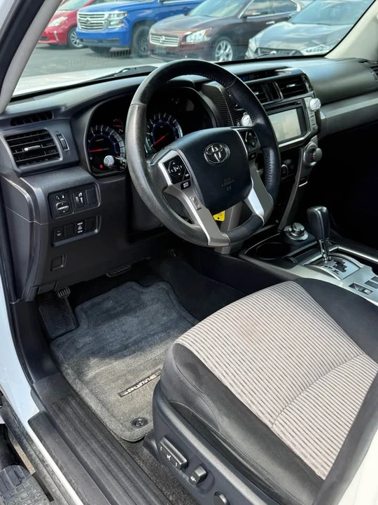 2017 Toyota 4Runner 5th Gen - Image 10 of 20