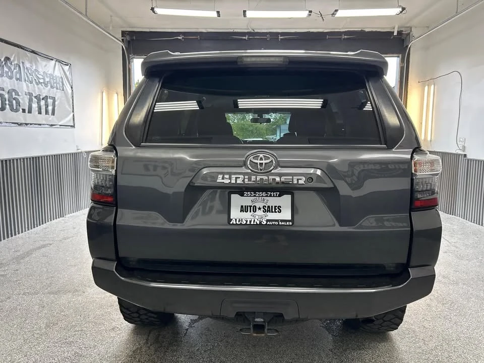2017 Toyota 4Runner 5th Gen - Image 5 of 15