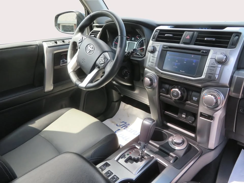 2017 Toyota 4Runner 5th Gen - Image 15 of 16