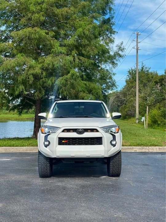 2017 Toyota 4Runner 5th Gen - Image 6 of 15