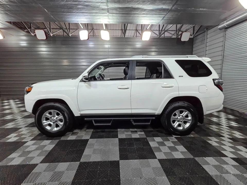 2017 Toyota 4Runner 5th Gen - Image 8 of 12