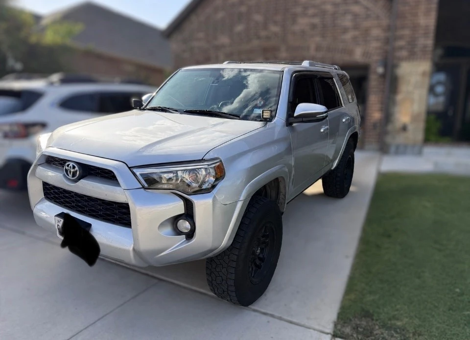 2017 Toyota 4Runner 5th Gen - Image 2 of 16