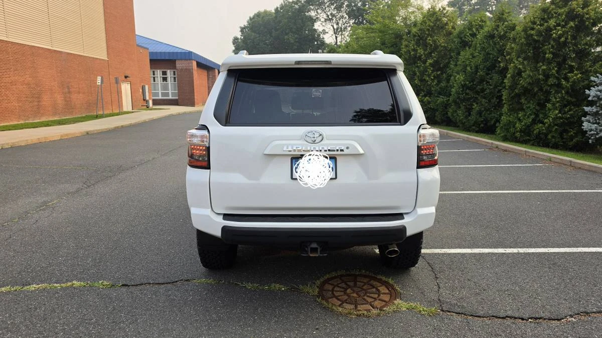 2017 Toyota 4Runner 5th Gen - Image 5 of 24