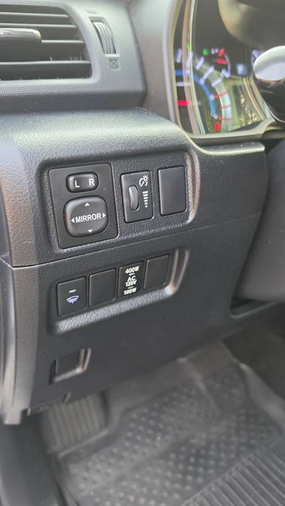 2017 Toyota 4Runner 5th Gen - Image 15 of 24