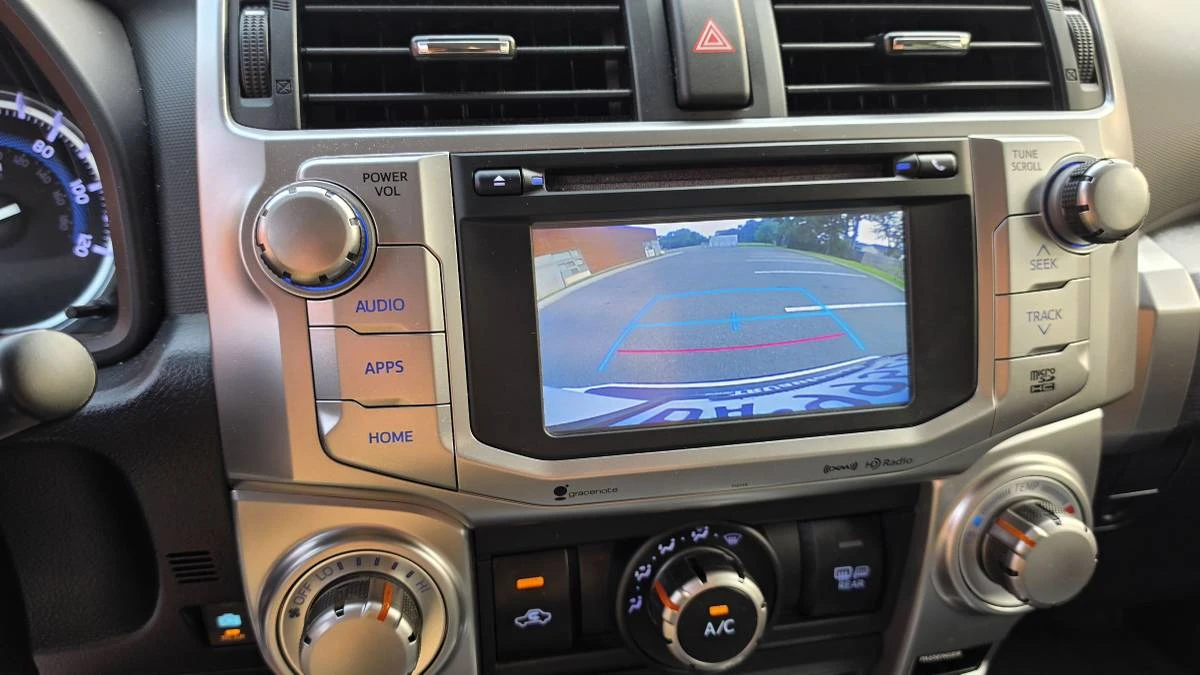 2017 Toyota 4Runner 5th Gen - Image 19 of 24