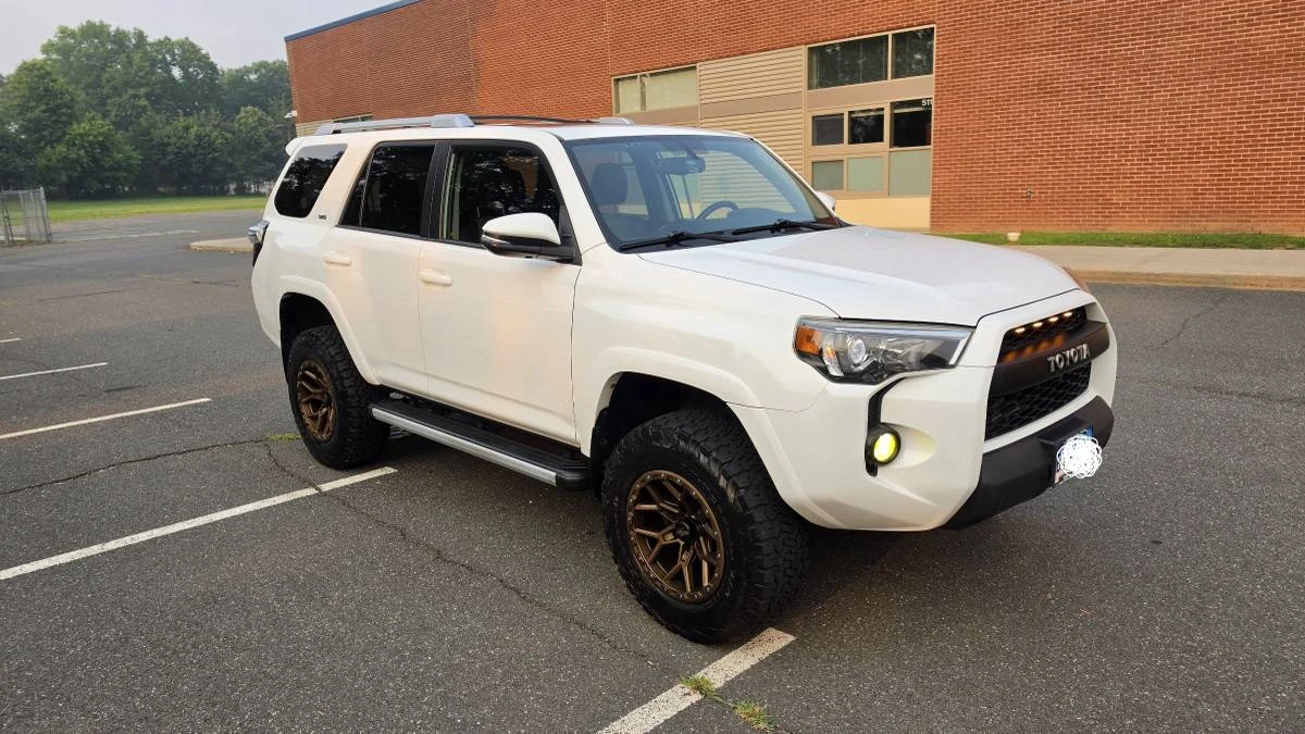 2017 Toyota 4Runner 5th Gen - Image 2 of 24