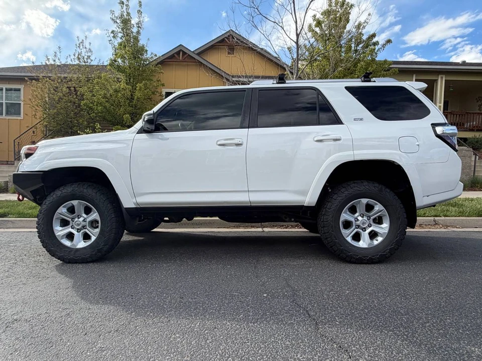2017 Toyota 4Runner 5th Gen - Image 4 of 22