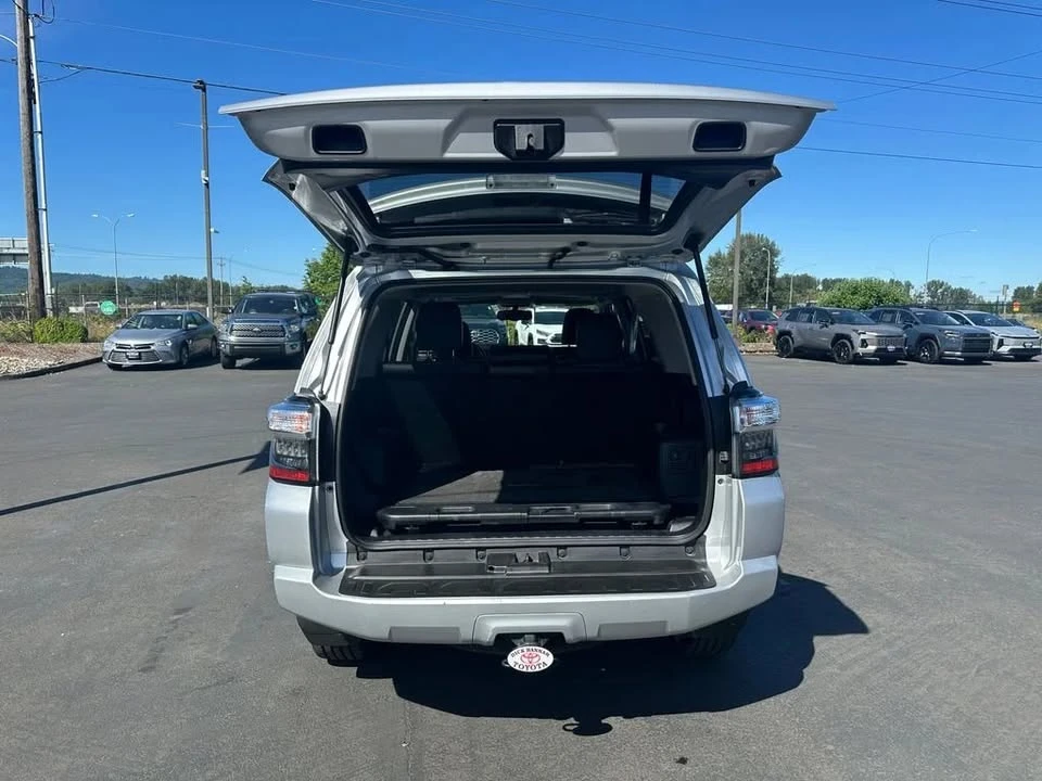 2017 Toyota 4Runner 5th Gen - Image 10 of 19