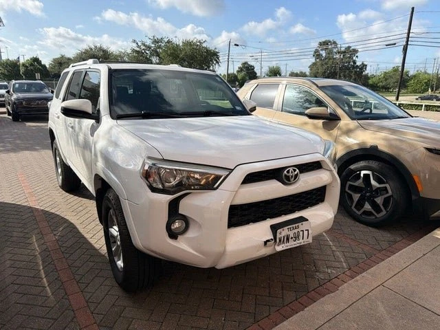 2017 Toyota 4Runner 5th Gen - Image 2 of 9