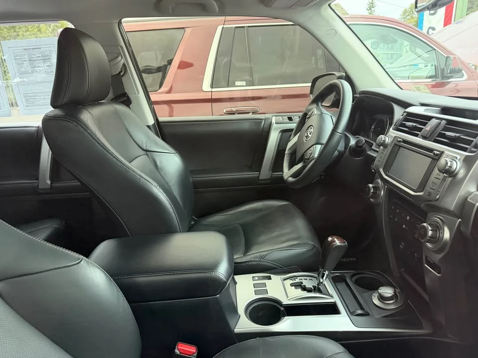 2017 Toyota 4Runner 5th Gen - Image 7 of 9