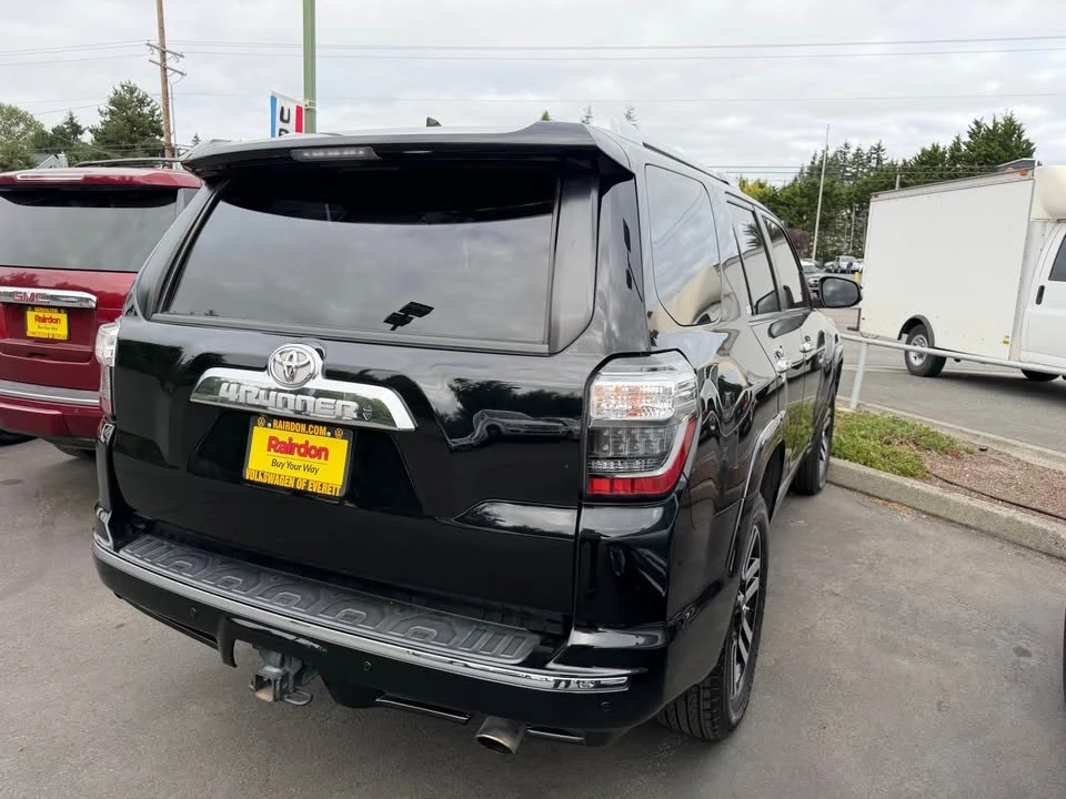 2017 Toyota 4Runner 5th Gen - Image 5 of 9