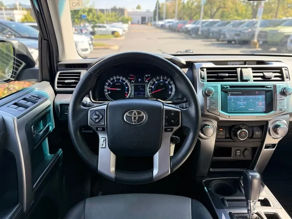 2017 Toyota 4Runner 5th Gen - Image 16 of 20