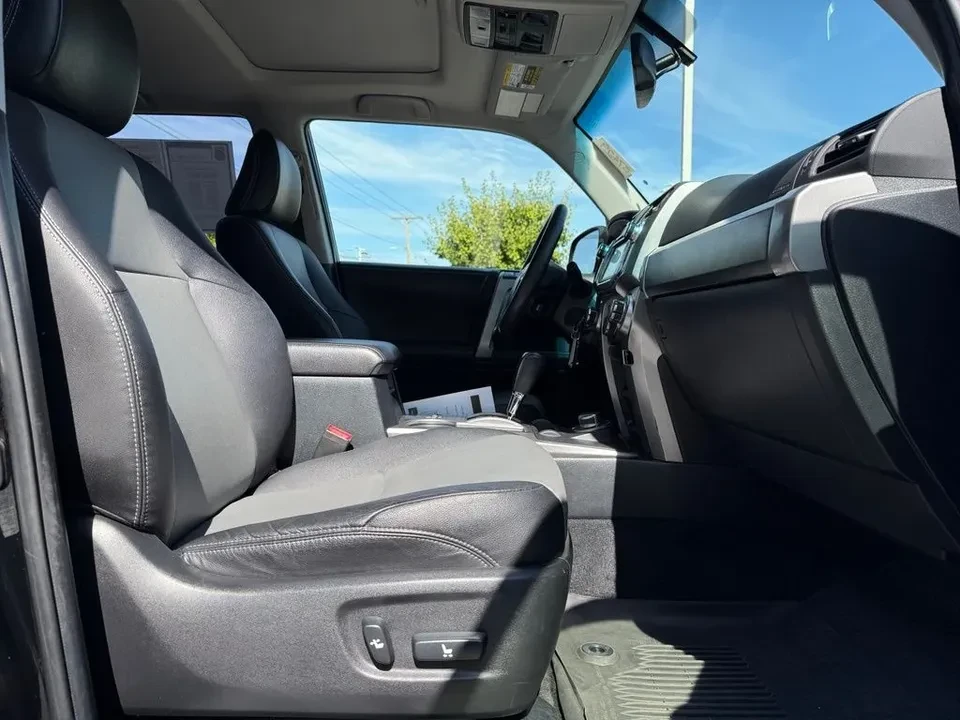 2017 Toyota 4Runner 5th Gen - Image 12 of 20