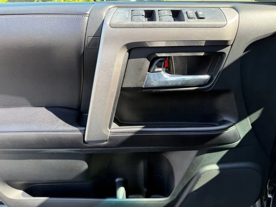 2017 Toyota 4Runner 5th Gen - Image 15 of 19