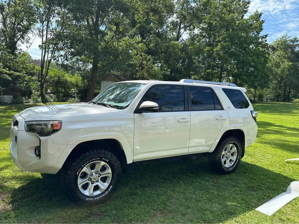 2017 Toyota 4Runner 5th Gen - Image 3 of 20