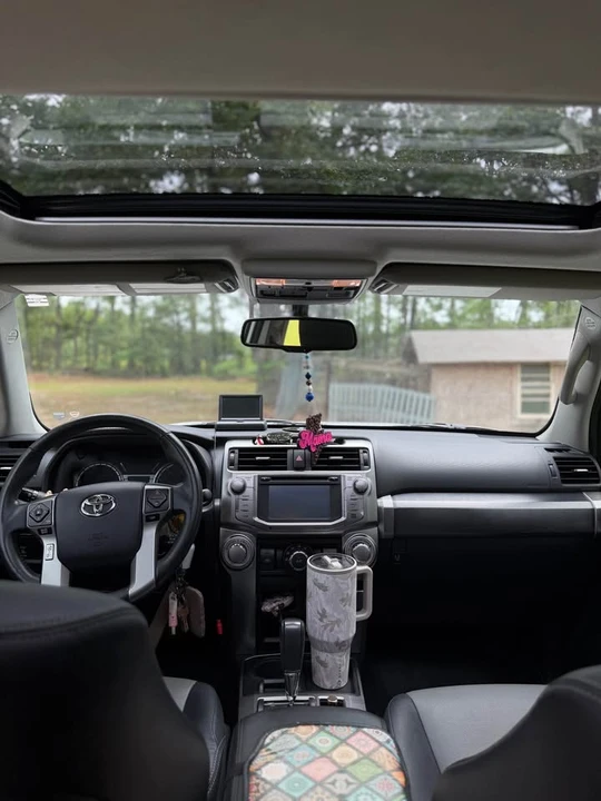 2017 Toyota 4Runner 5th Gen - Image 11 of 20
