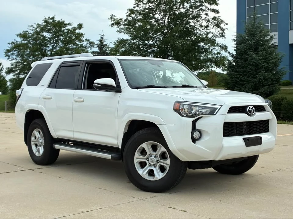 2017 Toyota 4Runner 5th Gen - Image 2 of 12