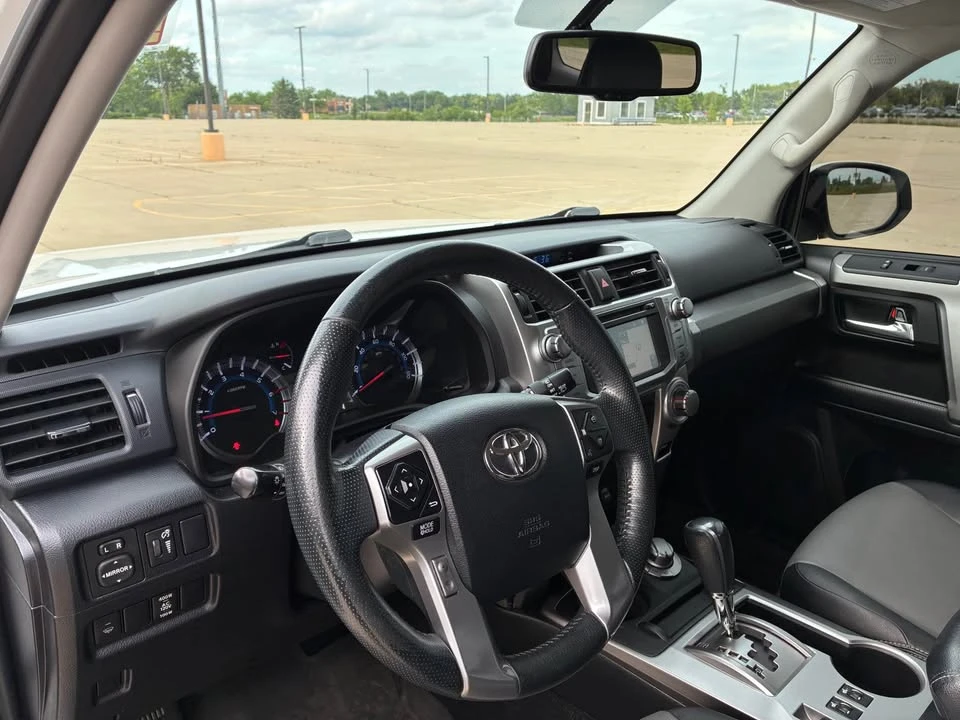 2017 Toyota 4Runner 5th Gen - Image 10 of 12