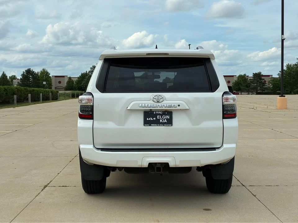 2017 Toyota 4Runner 5th Gen - Image 5 of 12