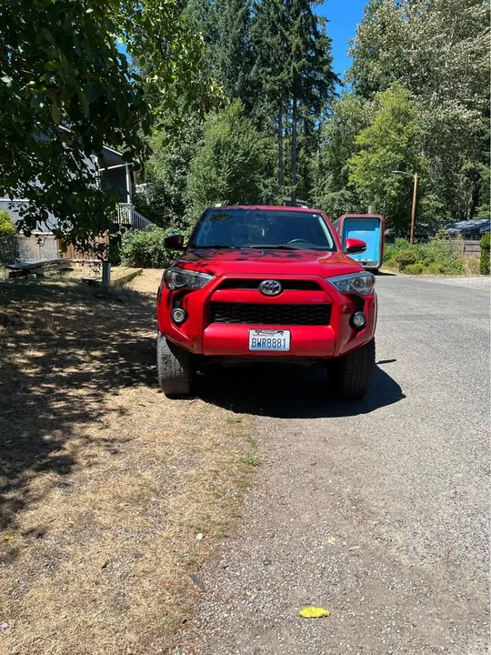2017 Toyota 4Runner 5th Gen - Image 3 of 9
