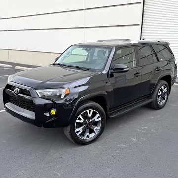 2017 Toyota 4Runner SR5 Premium Sport Utility 4D