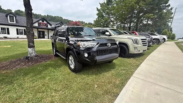 2017 Toyota 4Runner SR5 Premium Sport Utility 4D