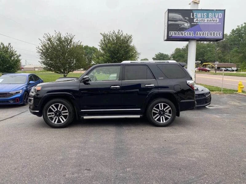 2017 Toyota 4Runner 5th Gen - Image 4 of 20