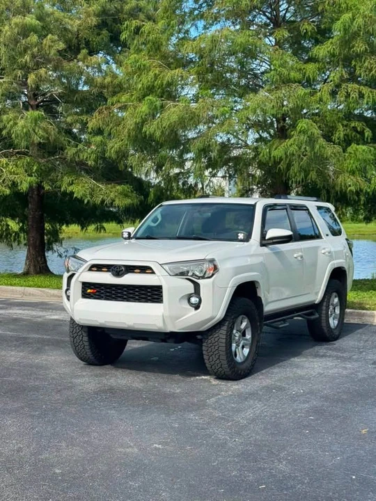 2017 Toyota 4Runner 5th Gen - Image 8 of 13