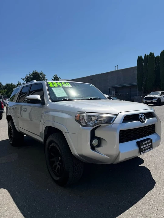 2017 Toyota 4Runner 5th Gen - Image 3 of 19