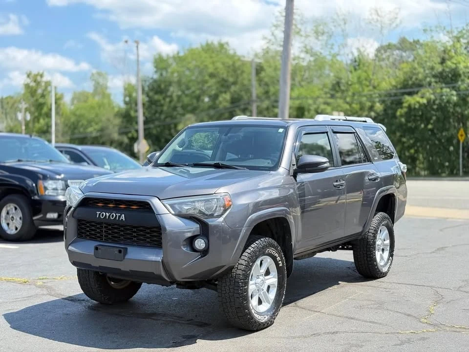 2017 Toyota 4Runner 5th Gen - Image 3 of 20