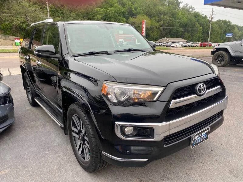 2017 Toyota 4Runner 5th Gen - Image 7 of 20