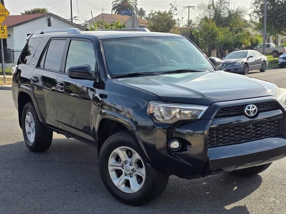 2017 Toyota 4Runner 5th Gen - Image 17 of 20