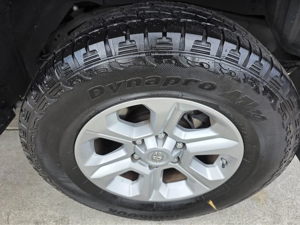 2017 Toyota 4Runner 5th Gen - Image 15 of 20