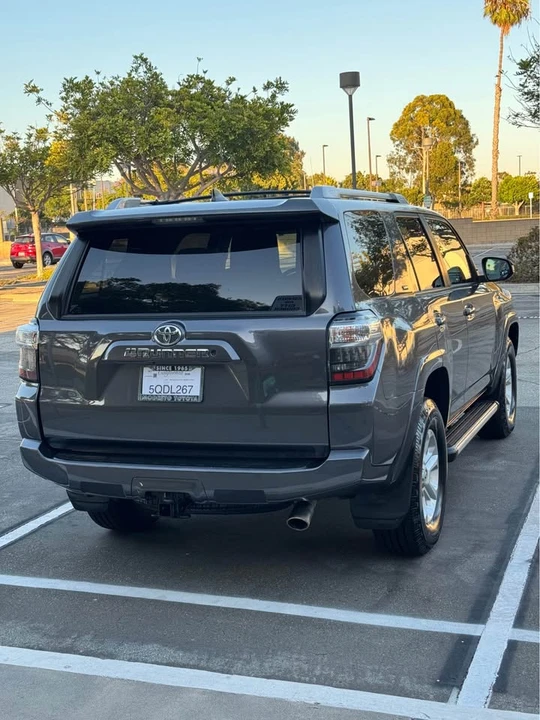2017 Toyota 4Runner 5th Gen - Image 9 of 20