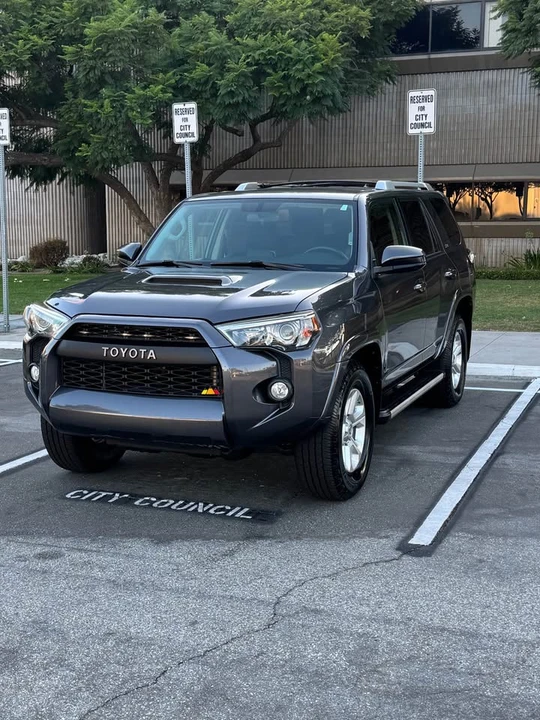 2017 Toyota 4Runner 5th Gen - Image 3 of 20
