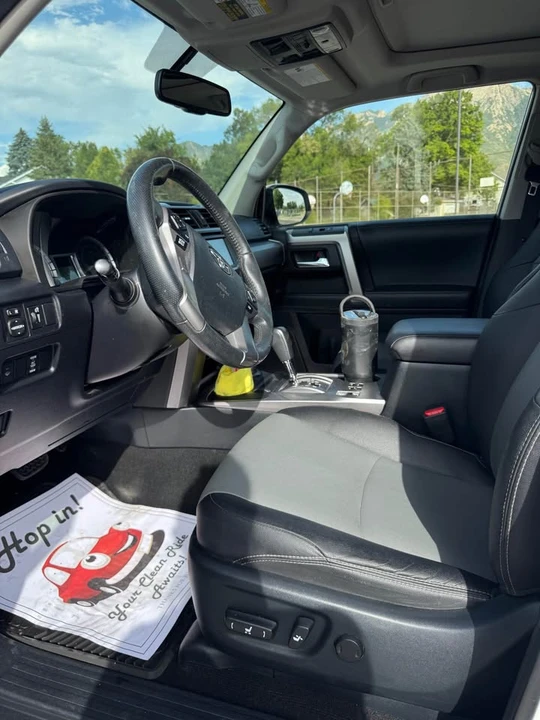 2017 Toyota 4Runner 5th Gen - Image 18 of 20