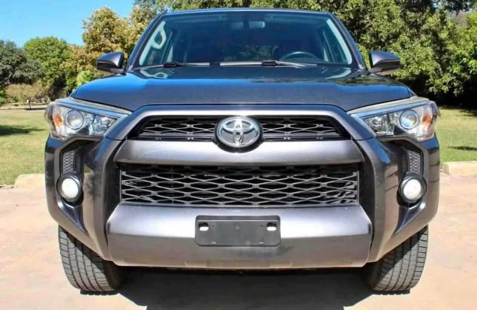 2017 Toyota 4Runner 5th Gen - Image 2 of 17