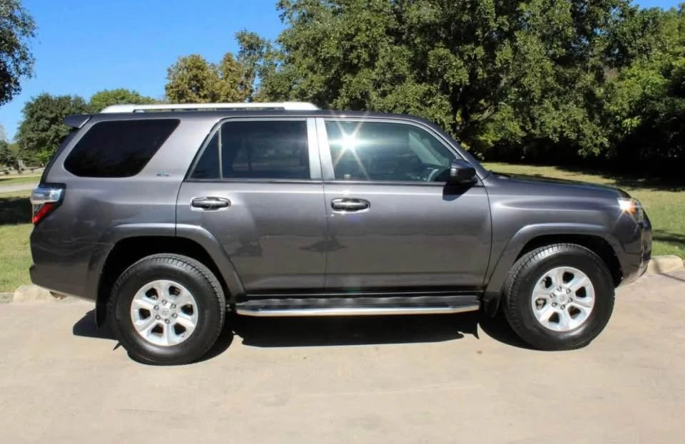 2017 Toyota 4Runner 5th Gen - Image 2 of 20