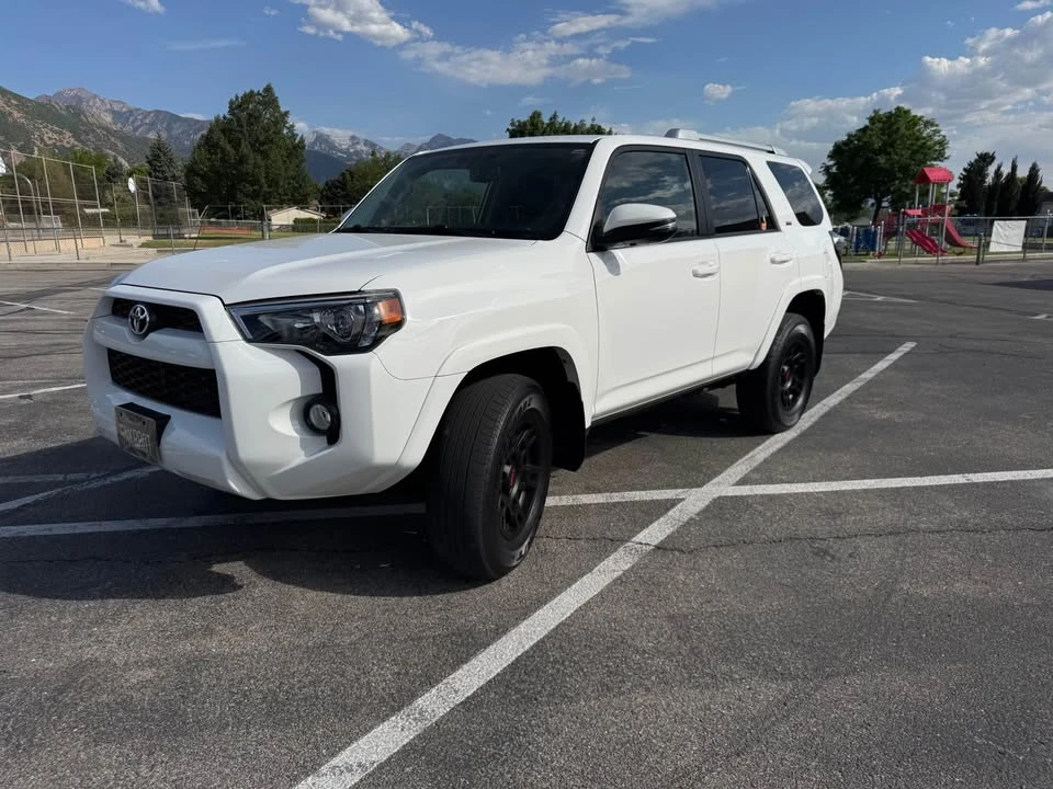 2017 Toyota 4Runner 5th Gen - Image 2 of 20