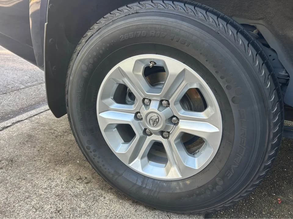 2017 Toyota 4Runner 5th Gen - Image 7 of 13