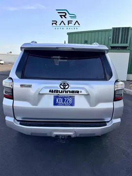 2017 Toyota 4Runner SR5 Premium Sport Utility 4D