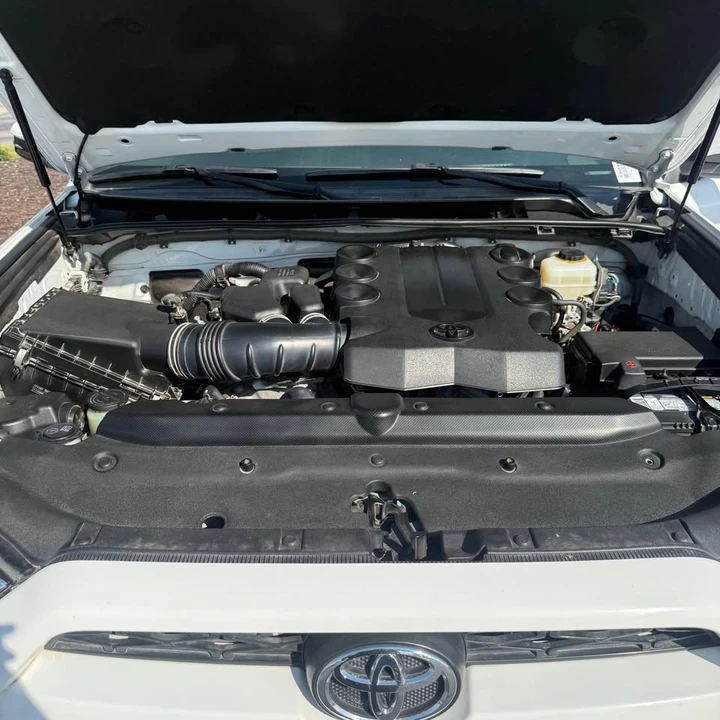 2017 Toyota 4Runner 5th Gen - Image 9 of 10