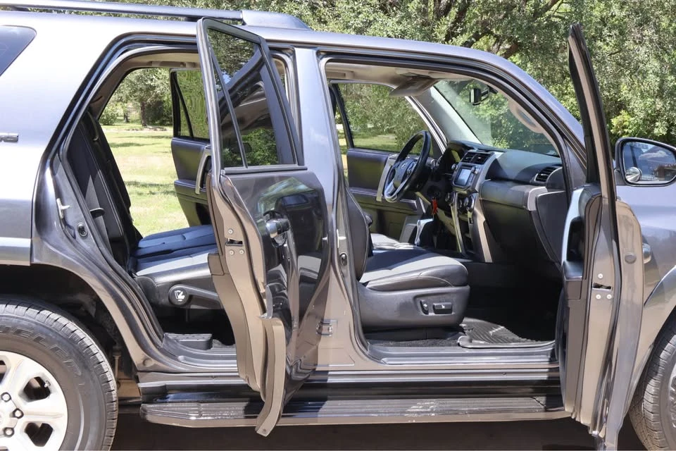 2017 Toyota 4Runner 5th Gen - Image 3 of 20