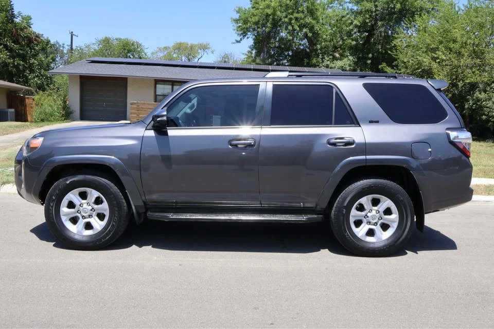 2017 Toyota 4Runner 5th Gen - Image 9 of 20